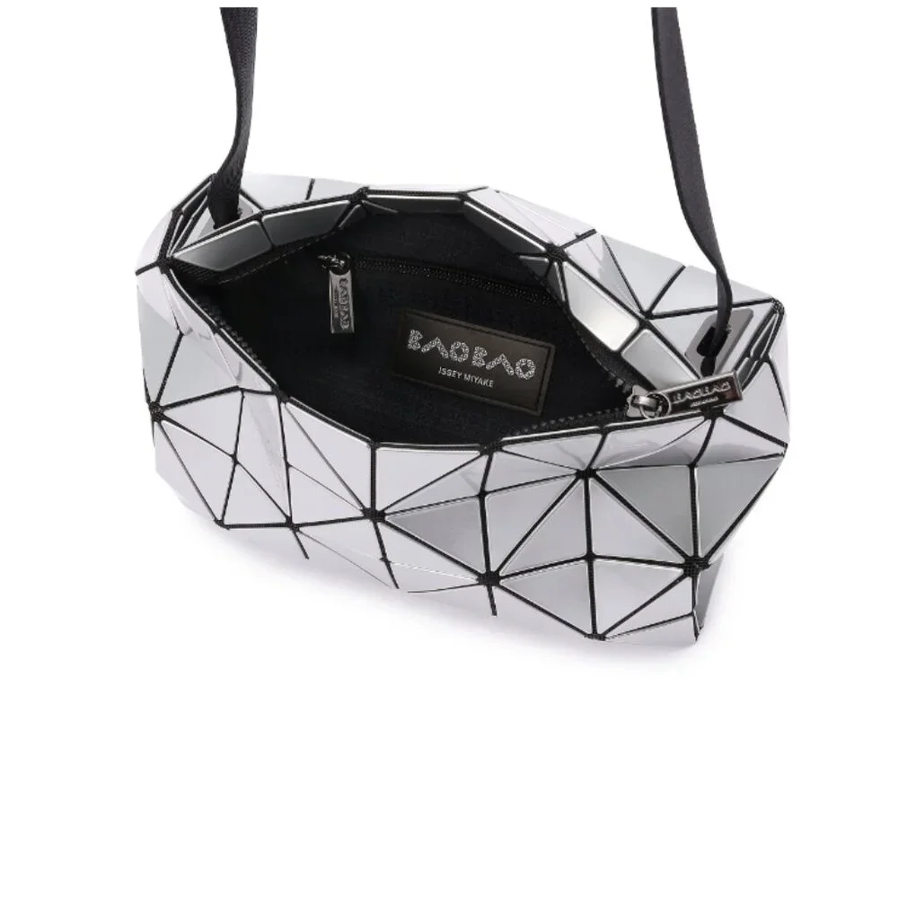 BAO BAO ISSEY MIYAKE CARTON in Silver - Picture 5 of 6